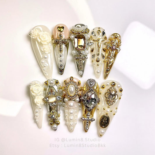 LM39 Luxury Gold and Pearl