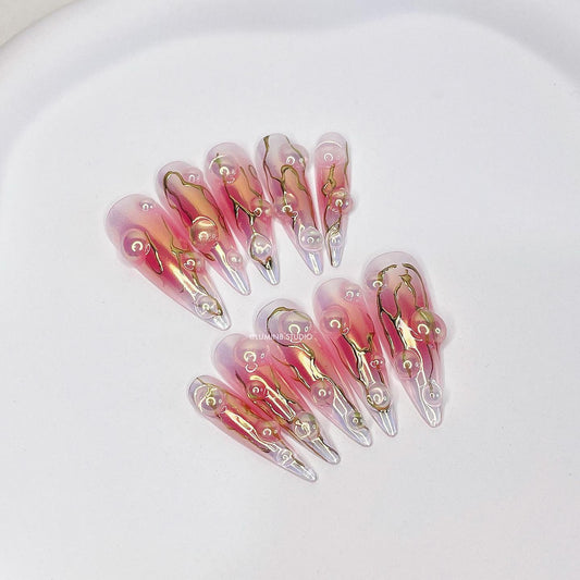 LM43 Peach Red Aura Ombre on Aurora with Gold Linings