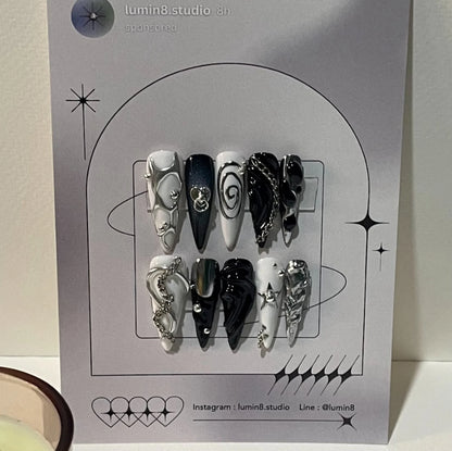 LM18 Black and White Matallic Freestyle Nails