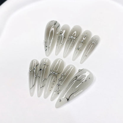 LM20 Freestyle Metallic Silver Black and White Aura Nails