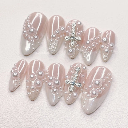 LM26 Glazed Donut White French Ombre with Pearls Nails