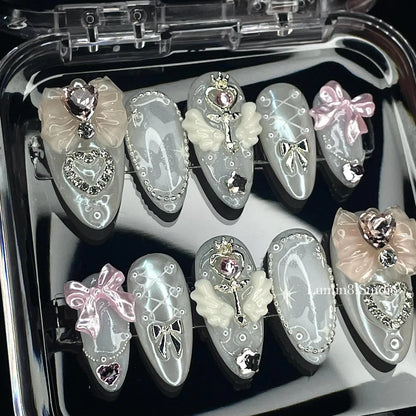 LM32 White Pearl Chrome Cute Coquette Nails