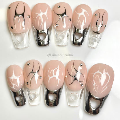 LM35 Gothic Heart Cut-Out Metallic French Nails