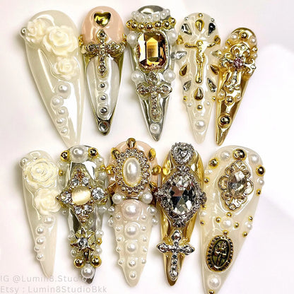 LM39 Luxury Gold and Pearl