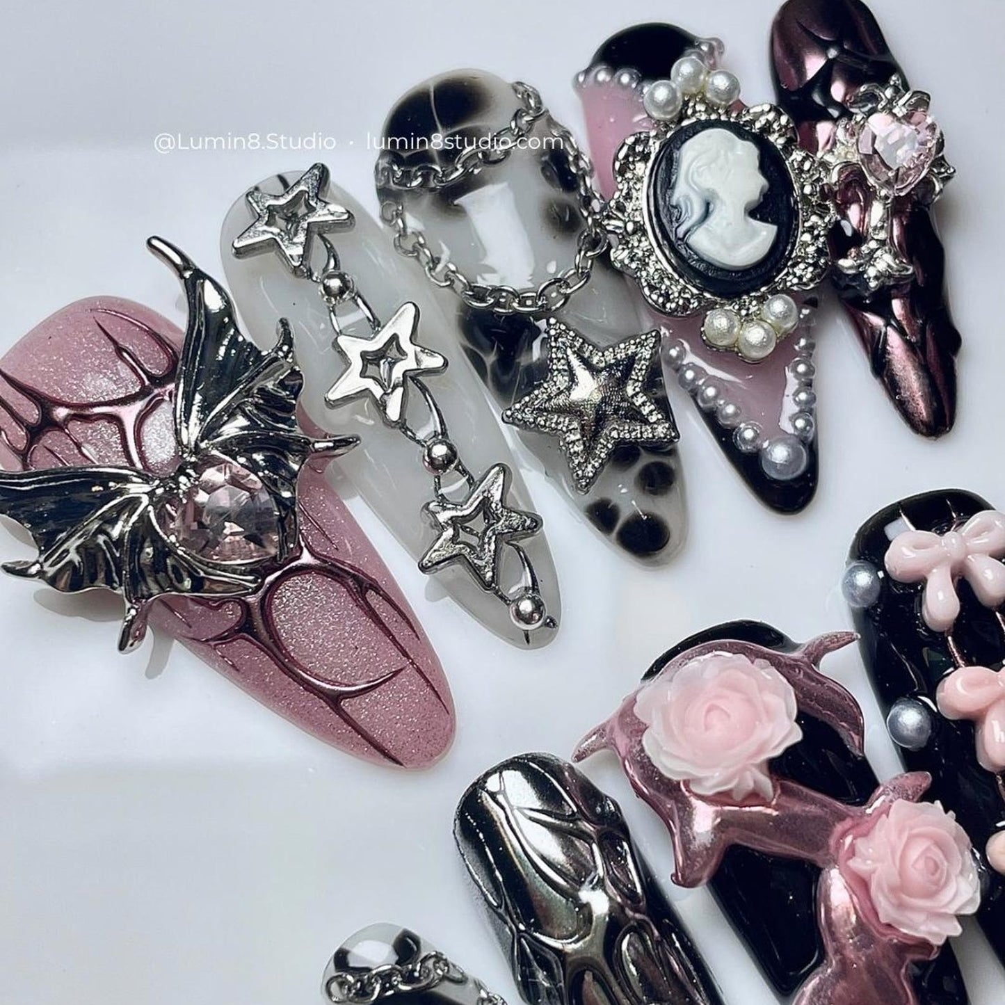 LM49 Gothic Black and Pink 3D Wings Charm Rose Vintage Nails