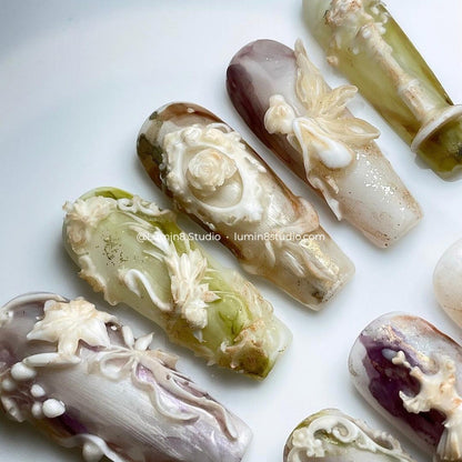 LM50 Vintage Victorian Rococo Marble Sculpture Nails